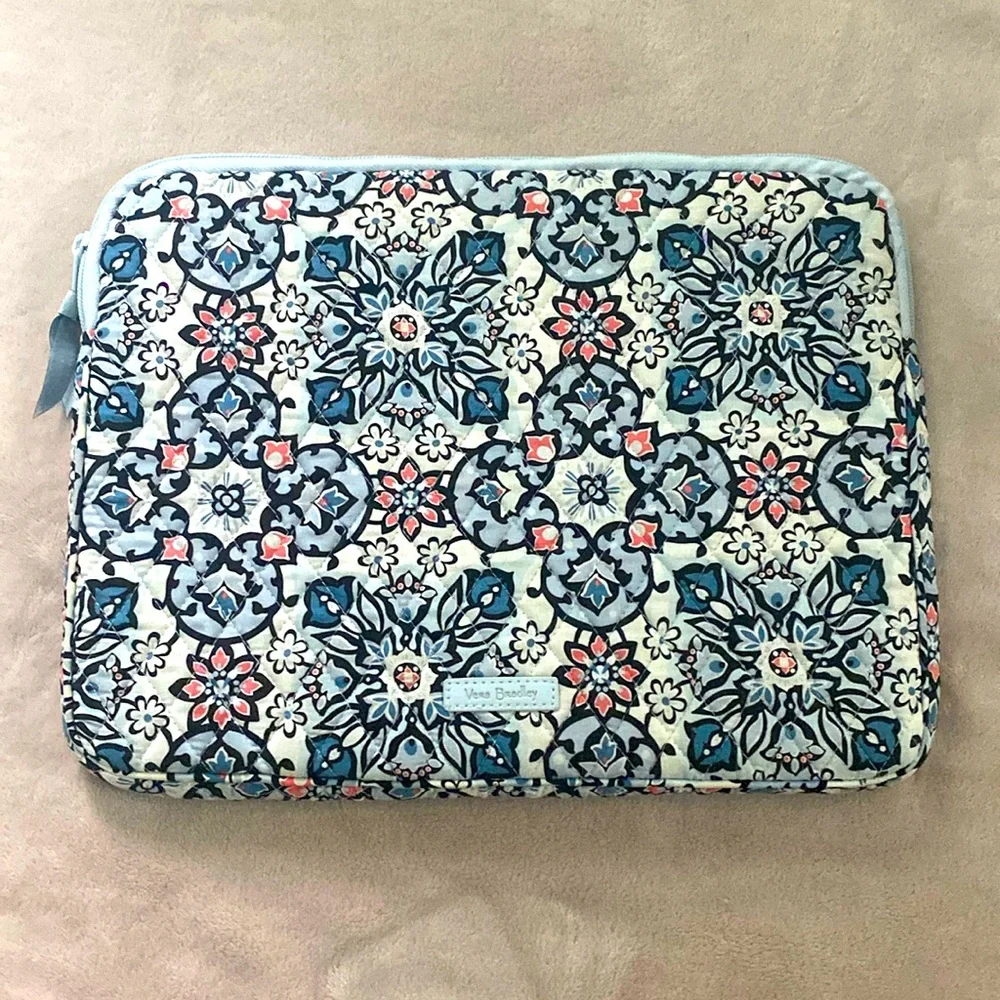 Vera Bradley Floral Pastel Laptop Sleeve